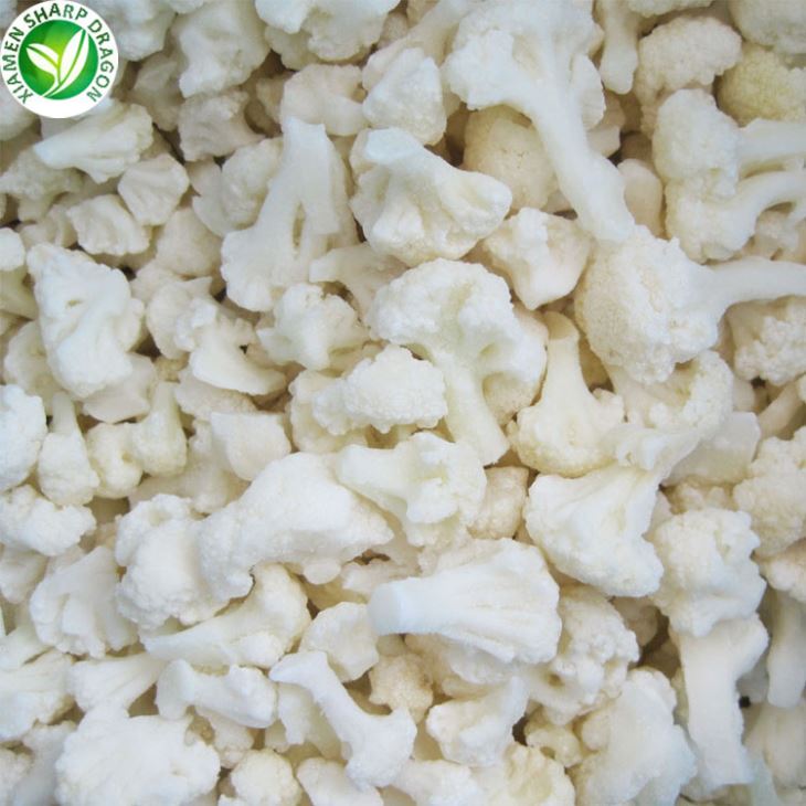 Loose white frozen cauliflower florets