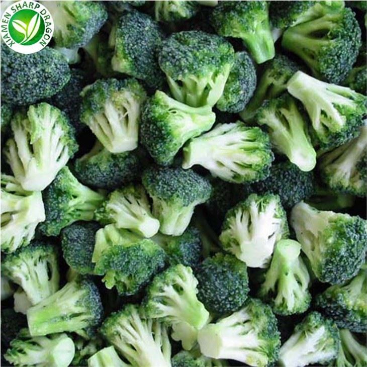 Cut frozen broccoli pieces for pack-format and fill-consistency review